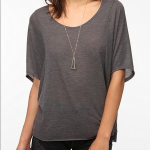 High low batwing tee